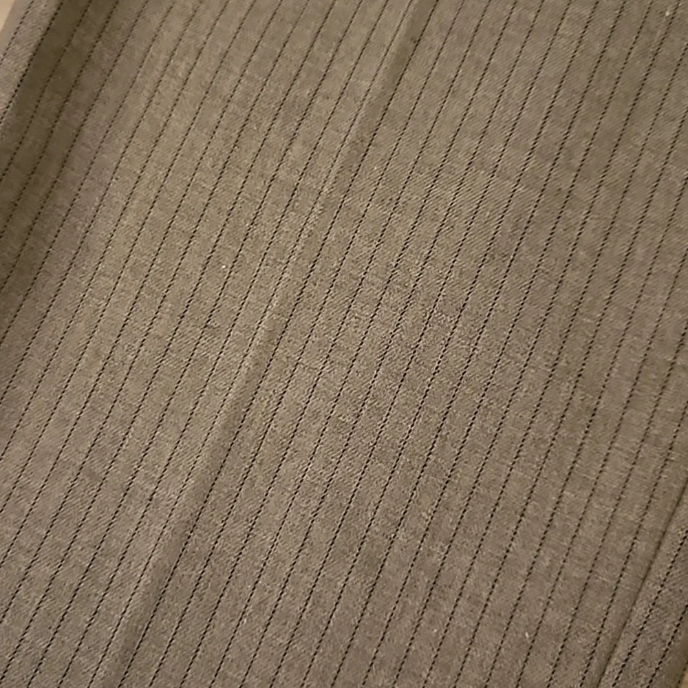 Banana Republic sleek modern